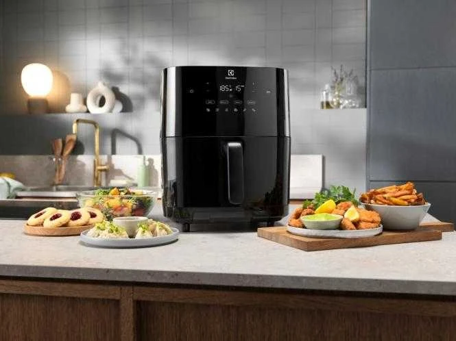 Karšto oro gruzdintuvė Electrolux EAF7SB