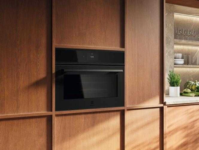 Mikrobangų krosnelė Electrolux EVM9E2XT