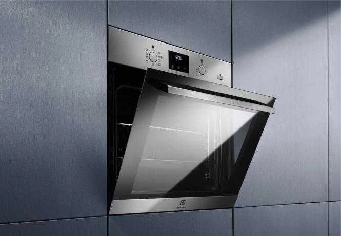 Ner plieno spalvos el.orkaitė Electrolux EOD3H50TX
