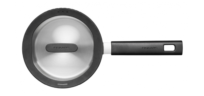 Fiskars Hard Face Nerūdijančio plieno keptuvė troškinimui 1,8 L / 18 cm