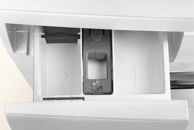 Skalbimo mašina Electrolux EW6SN506W