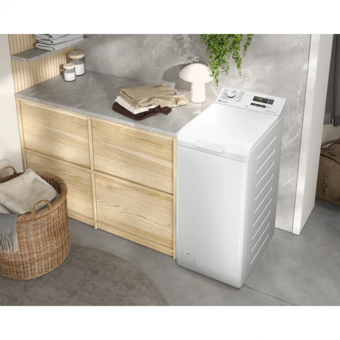 Skalbimo mašina Skalbyklė ELECTROLUX EW6T106E
