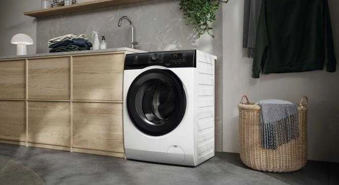 Skalbimo mašina Electrolux EW6F8492E
