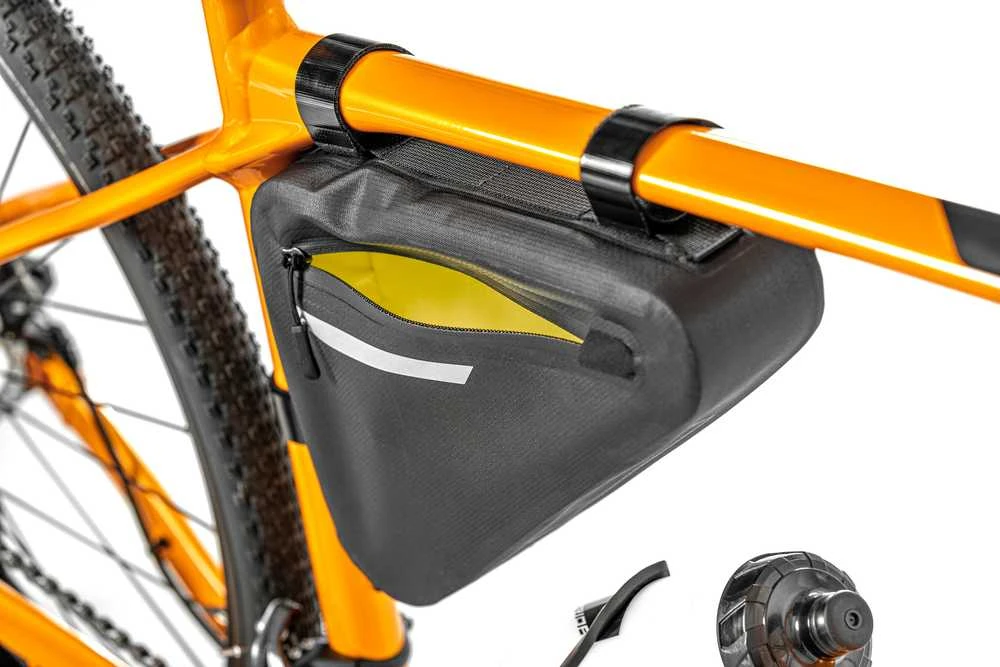 Dėtuvė ant rėmo Merida Stripe Triangle 3L