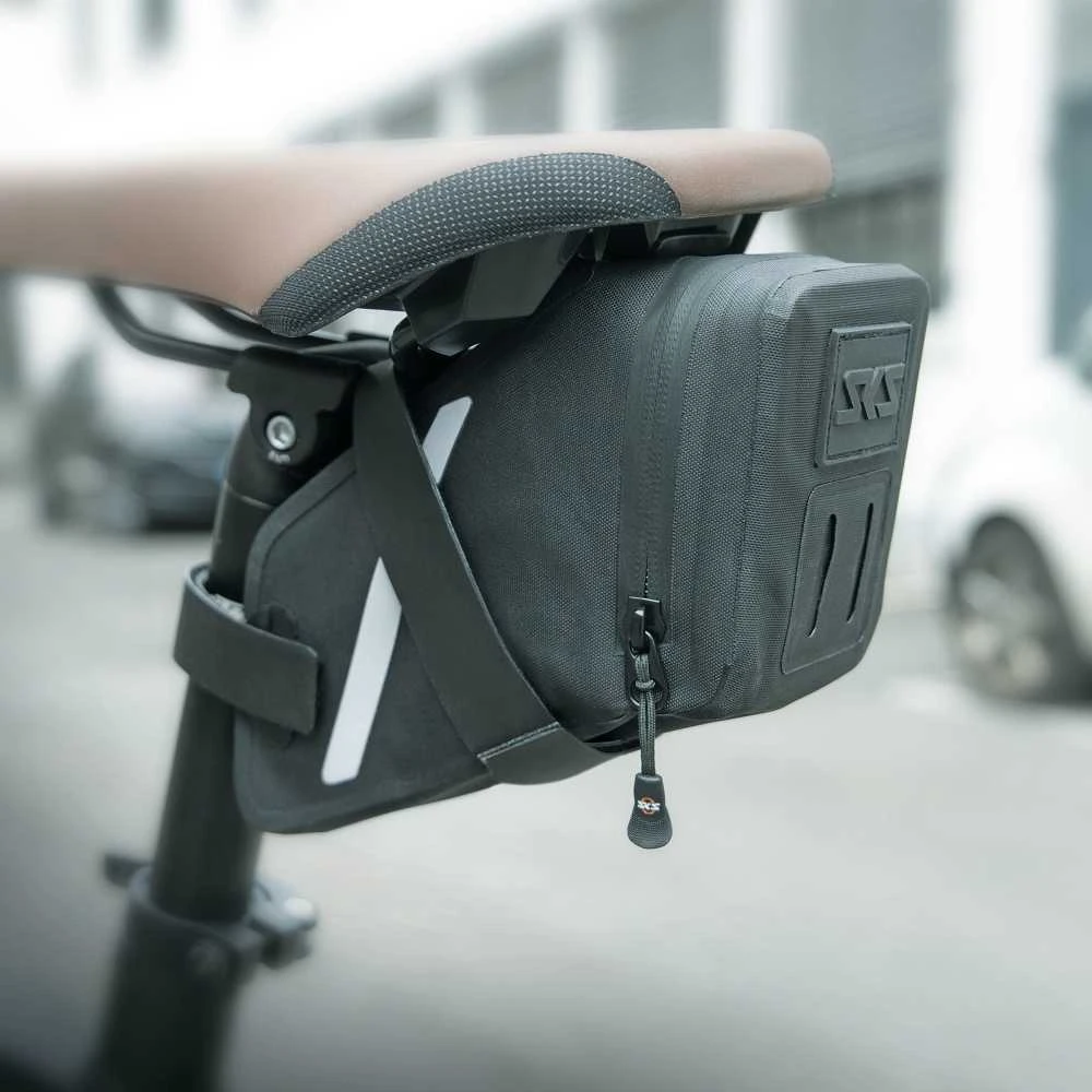 Dėtuvė po balneliu SKS Trail M 900ml 200x70x110mm