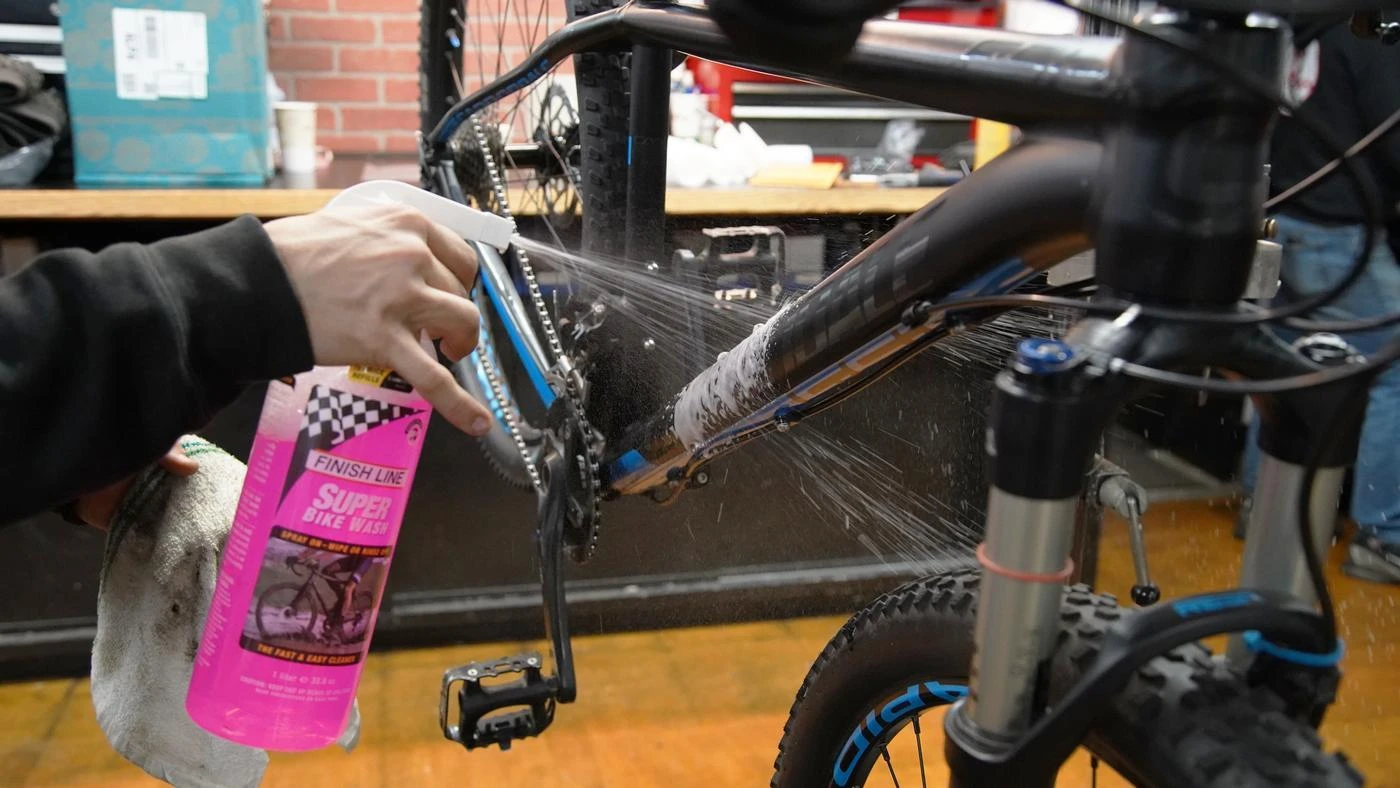 Dviračio valiklis Finish Line Super Bike Wash 1L