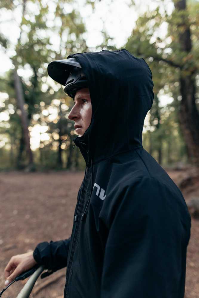 Dviračių softshell striukė Northwave Rampage Lightshell, juoda