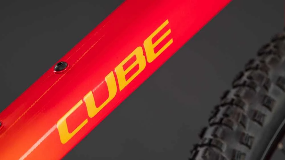 Dviratis Cube Numove 200 Disc redrose'n'peach 2027