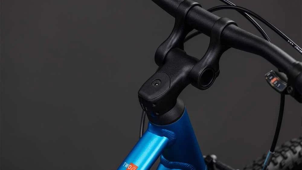 Dviratis Cube Numove 240 topasblue'n'nebula 2027