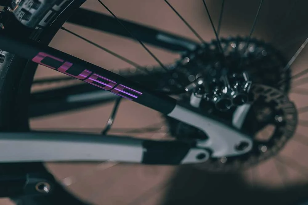 Elektrinis dviratis Cube AMS Hybrid ONE44 C:68X TM 400X 29 swampgrey'n'purplereflex 2025-17" / L (Dydis: 17" / L)