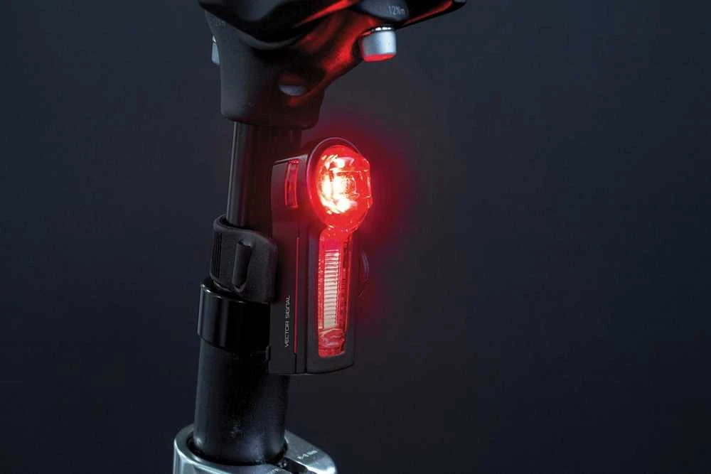 Galinė lempa Trelock LS 740 I-GO VECTOR REAR SIGNAL