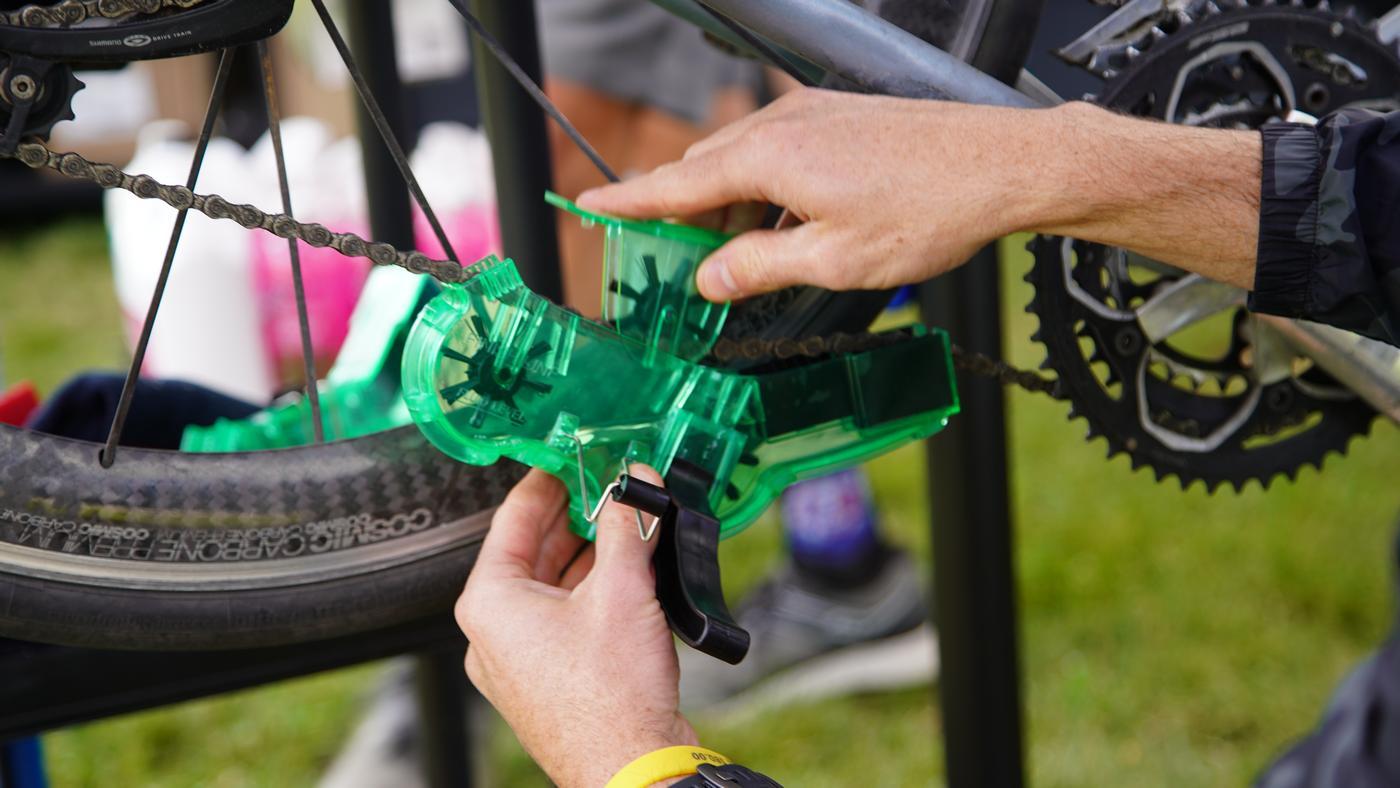 Įrankis Finish Line Chain Cleaner