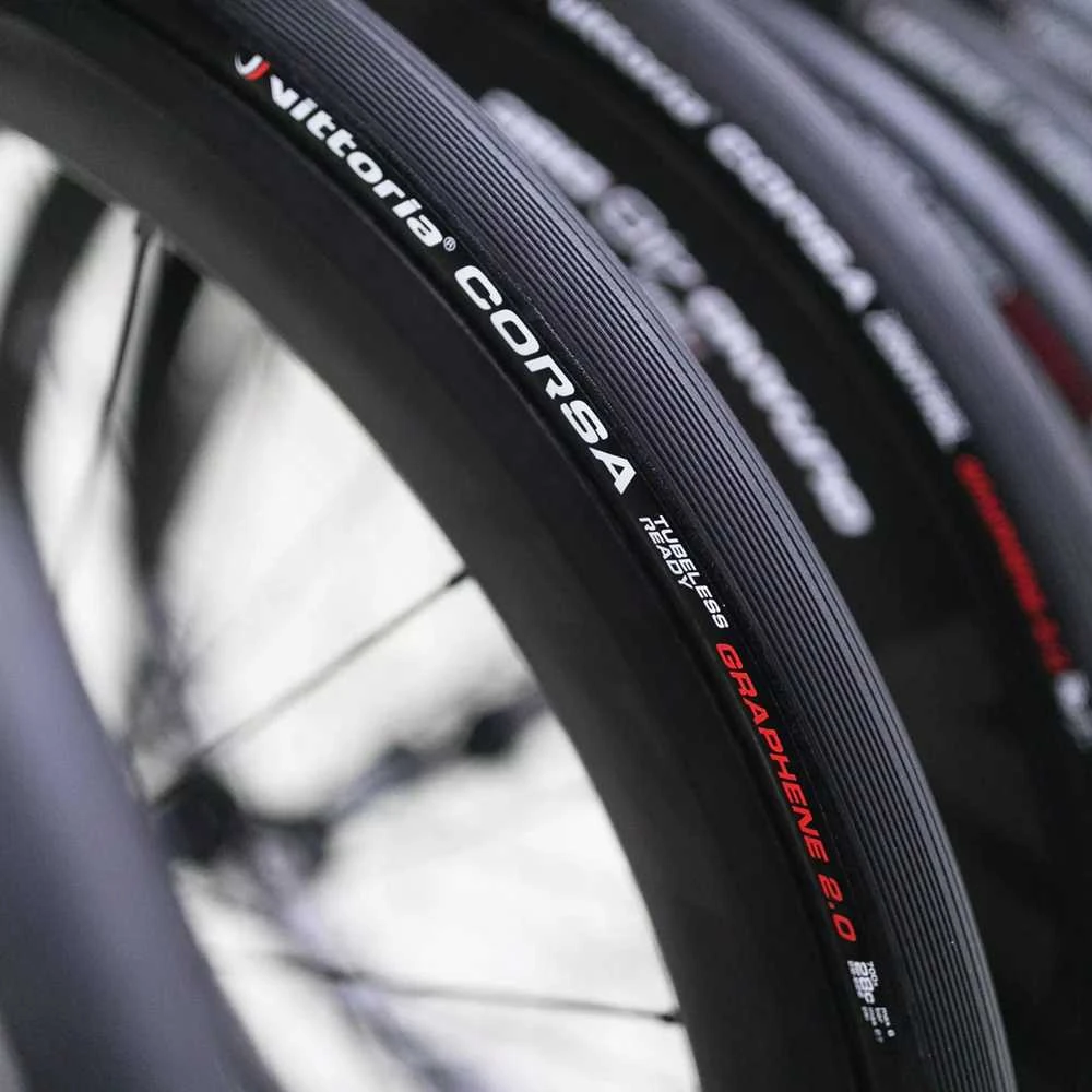 Padanga 28" Vittoria Corsa TLR Fold 700x28c / 28-622 juodas