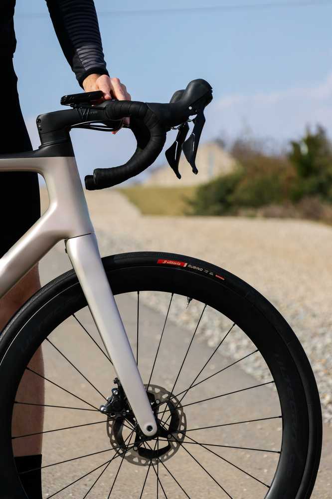 Padanga 28" Vittoria Rubino V G2.0 TLR Fold 700x28c / 28-622 juodas