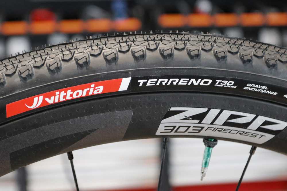Padanga 28" Vittoria Terreno T30 Fine loose G2.0 TLR Fold 700x40c / 40-622 juodas