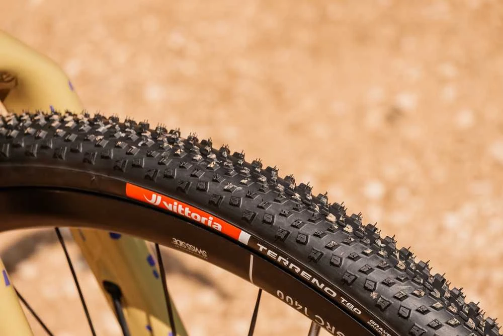 Padanga 28" Vittoria Terreno T60 Mixed G2.0 TLR Fold 700x45c / 45-622 juodas