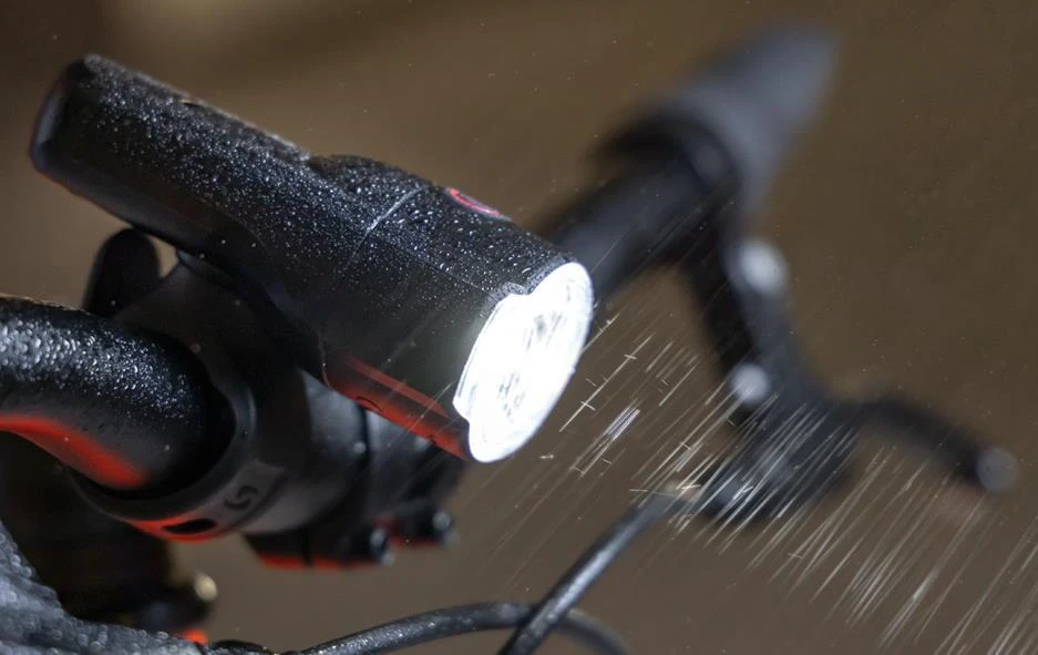 Priekinė lempa Sigma AURA 30 baterija (StVZO)