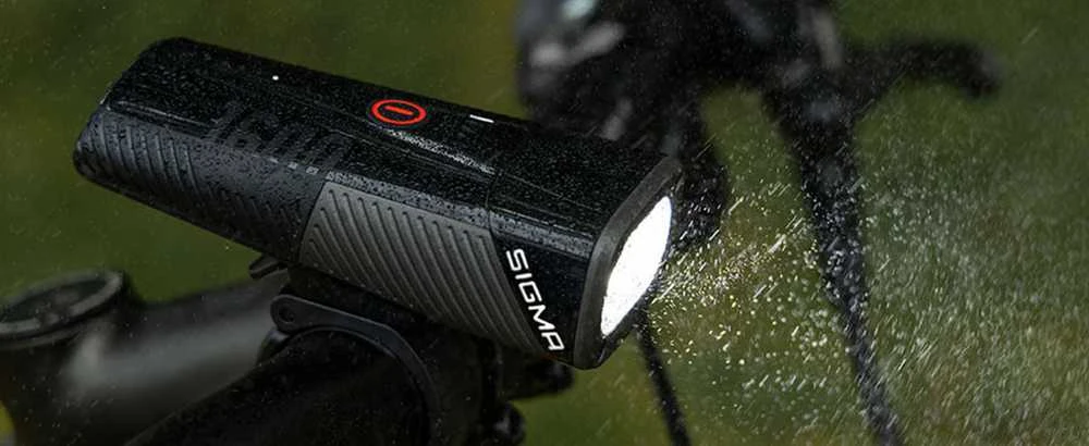 Priekinė lempa Sigma Buster 1600 FL USB