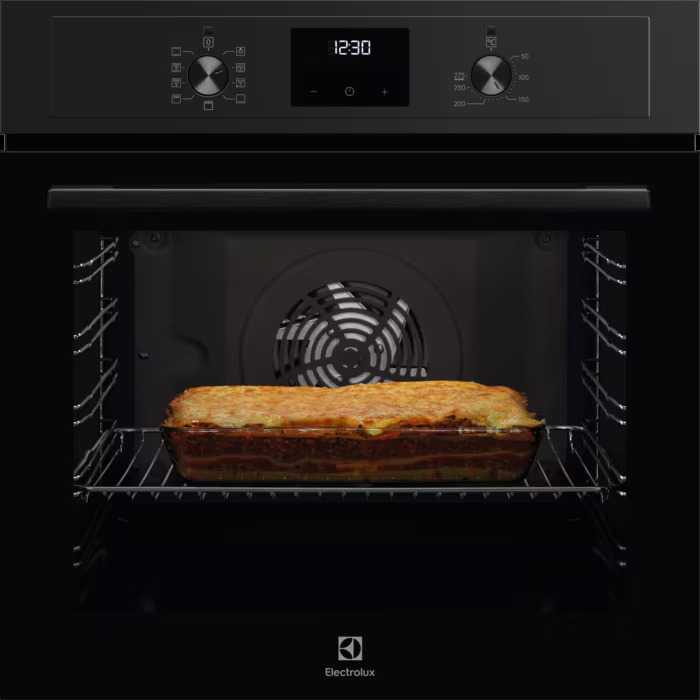 Juodos spalvos orkaitė Electrolux EOF3C50H