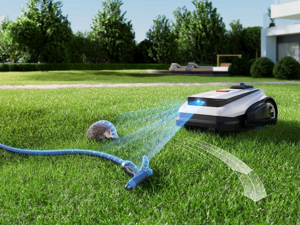 Ecovacs belaidis vejos robotas Goat A3000 LiDAR PRO su kraštų pjovimo funkcija