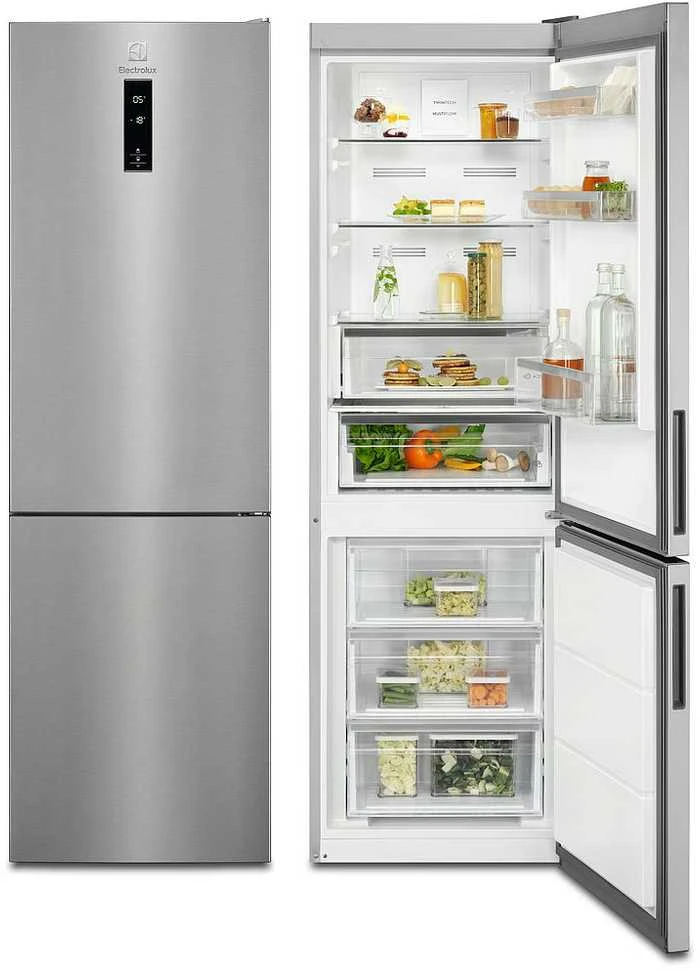 Electrolux šaldytuvas su atidaryta kamera
