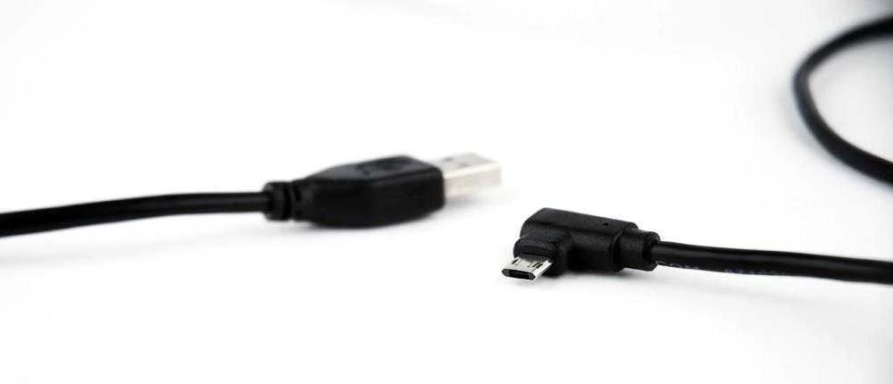 GEMBIRD CCB-USB2-AMmDM90-6 Gembird dvipusis kampinis Micro-USB kabelis, 1,8 m, lizdinė pakuotė