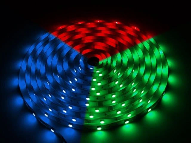 LED juosta 30 LED/m SMD5060 12V RGB, LED line