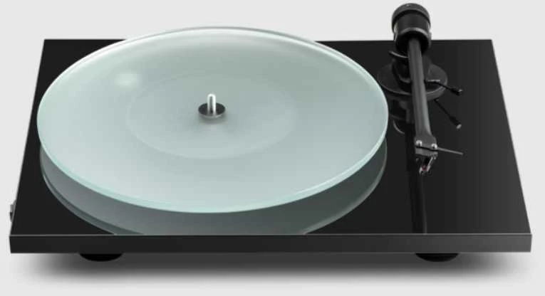 Pro-Ject T1 EVO fono patefonas, pianinas juodas