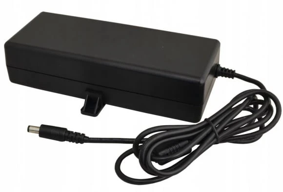 STALINIO KONTROLĖS MAITINIMO MAITINIMO ŠALIMAS Pulsar PSD12070 12V/7A
