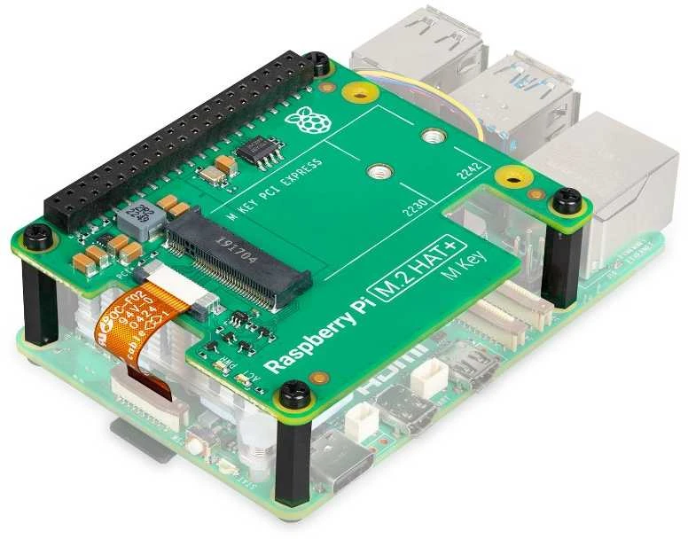 Raspberry Pi M.2 HAT+ – perdanga, skirta NVMe diskams ir M.2 priedams, skirta Raspberry Pi 5