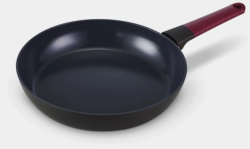Spigen Keptuvė Brabantia 28cm