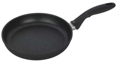 Swiss Diamond XD Classic Induction -paistipannu, 24 cm