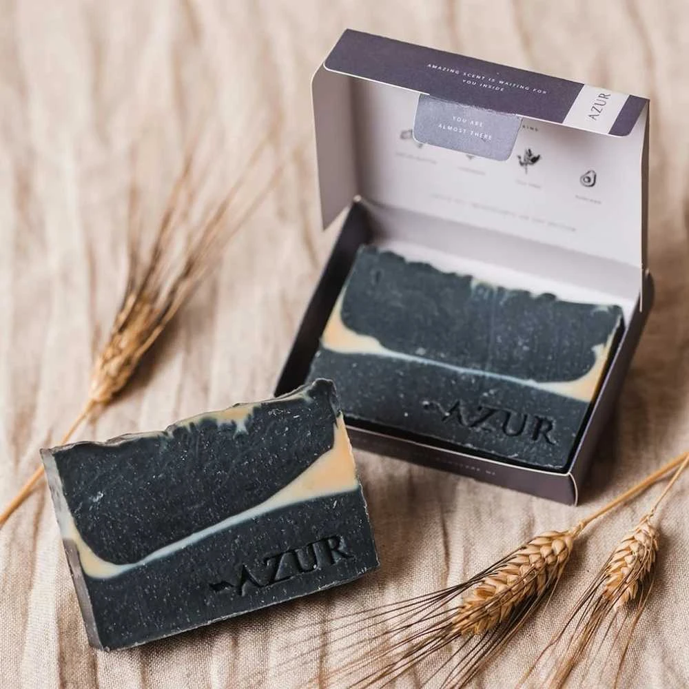 Natūralus muilas veidui su anglimi ir avokadų aliejumi AZUR NATURAL, 100 g