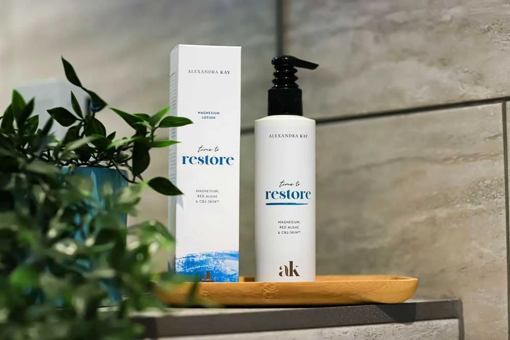 Grandininis pjūklas Raminamasis kūno aliejus "Time To Soothe" Žalias PEOPLE, 100 ml