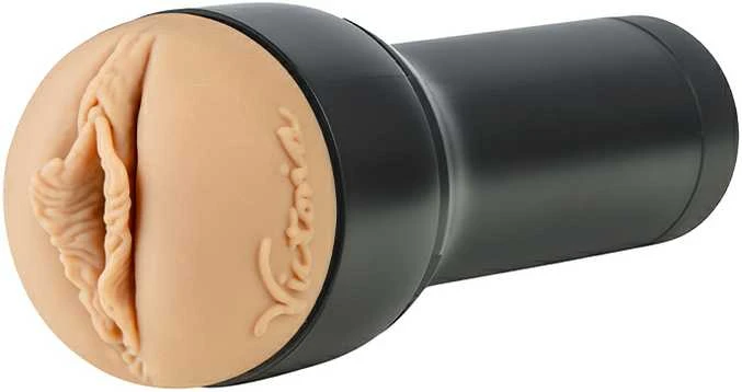 Kiiroo Pajuskite Victoria June PBC