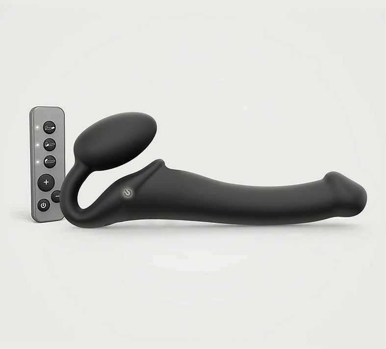 Strap On Me Vibrating Strap-On M Juodas