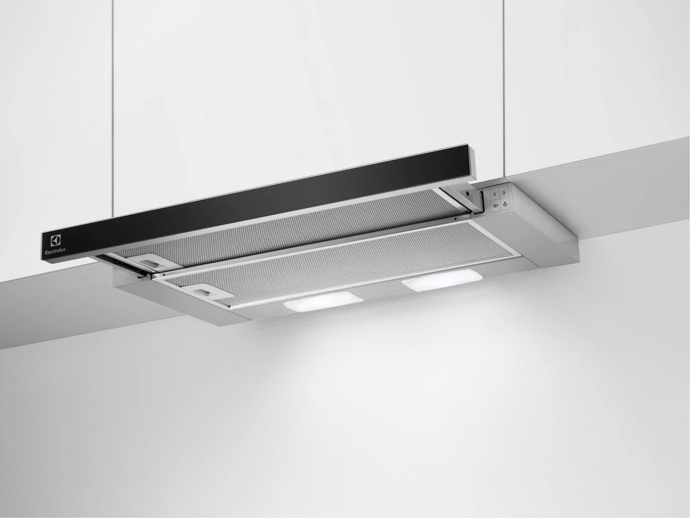 Ištraukiamas gartraukis Electrolux LFP326AB su juodo stiklo priekine panele