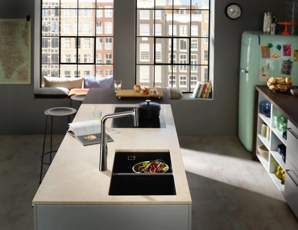 Virtuvinis maišytuvas su ištraukiama žarna Hansgrohe Metris Select M71 73802800