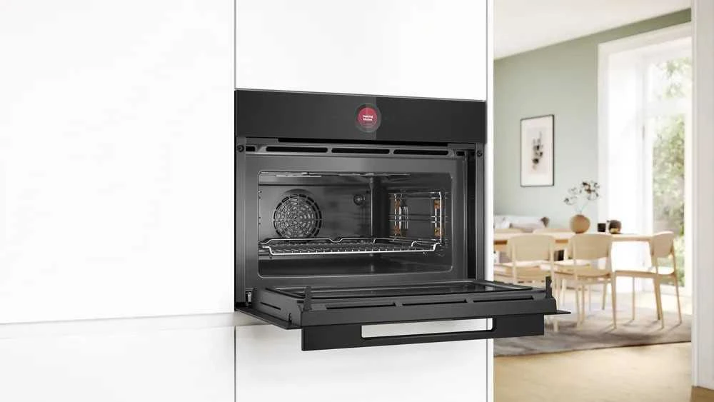 Įmontuojamoji kompaktinė orkaitė su mikrobangų funkcija Bosch CMG9241B1