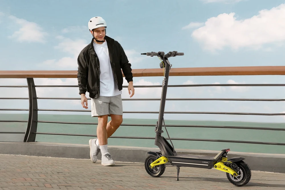 Elektrinis paspirtukas OOTD S10, 10", 1400W, 20Ah, juodas