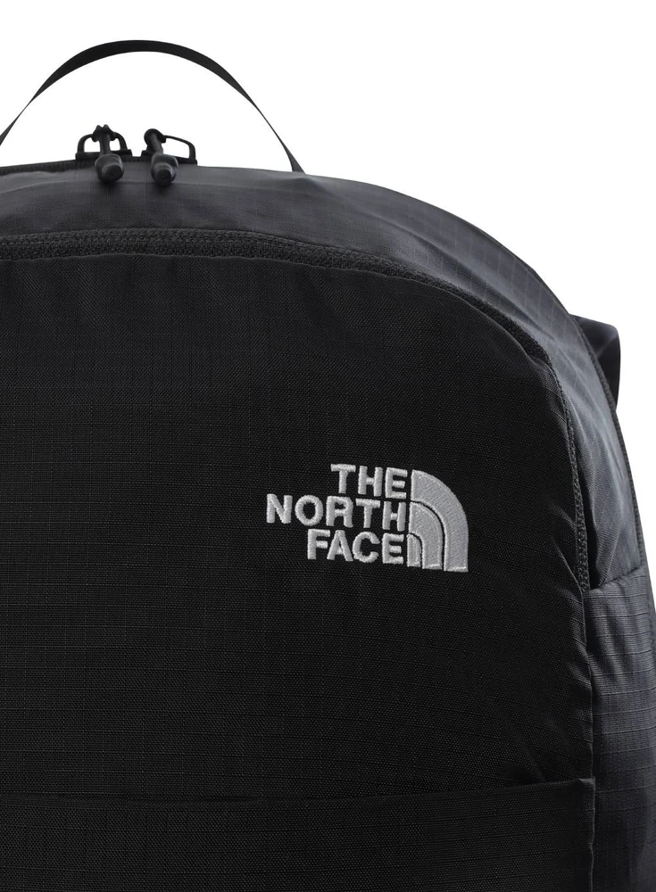 The North Face „Basin 18L“ kuprinė: spalva – juoda