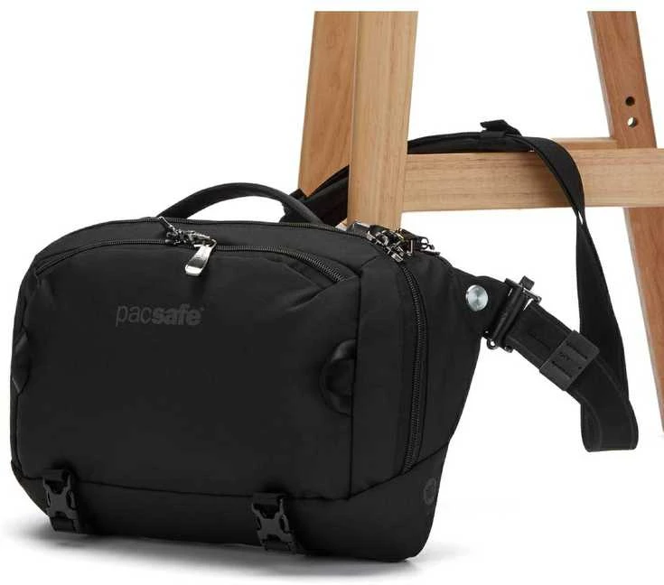 Pacsafe EXP 12 Sling juoda