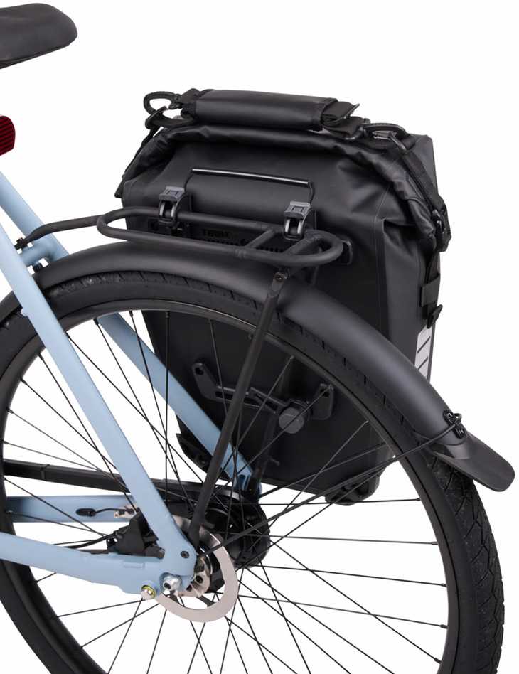 Krepšys ant bagažinės Thule Shield Pannier 22L juodas
