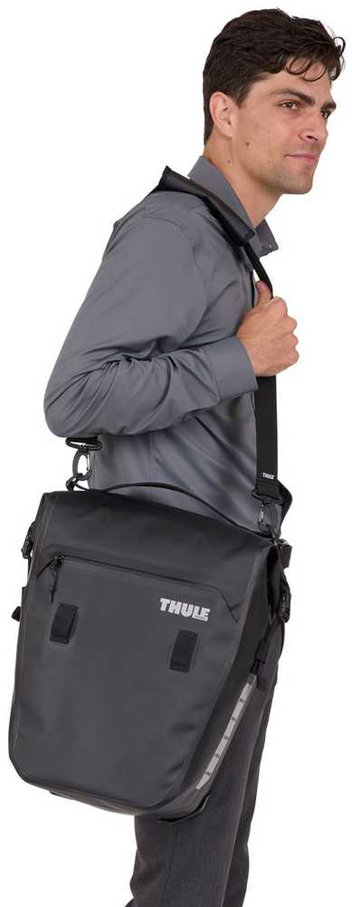 Krepšys ant bagažinės Thule Shield Pannier 22L juodas