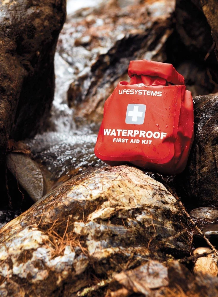 Neperšlampama vaistinėlė Lifesystems Atsparus vandeniui First Aid Kit