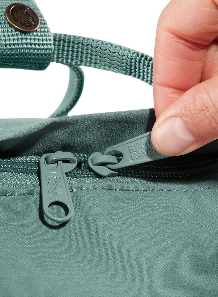 Fjallraven Kanken 16 L kuprinė - Mėlyna/šviesus Ąžuolas