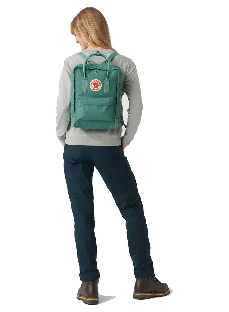 Fjallraven Kanken 16 L kuprinė - Mėlyna/šviesus Ąžuolas
