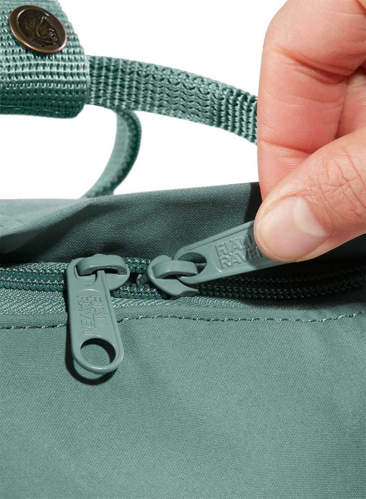 Fjallraven Kanken 16 L kuprinė - Mėlyna/šviesus Ąžuolas
