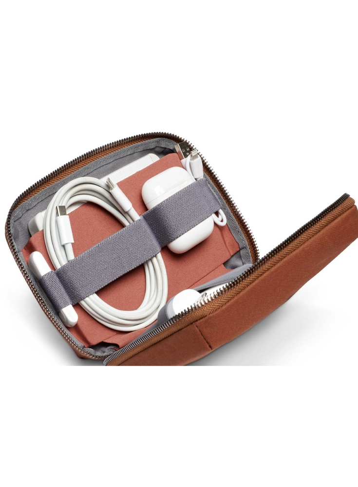 Skrzynkazdrewna „Bellroy Tech Kit Compact“ – mobiliųjų priedų organizatorius (bronzos spalvos)