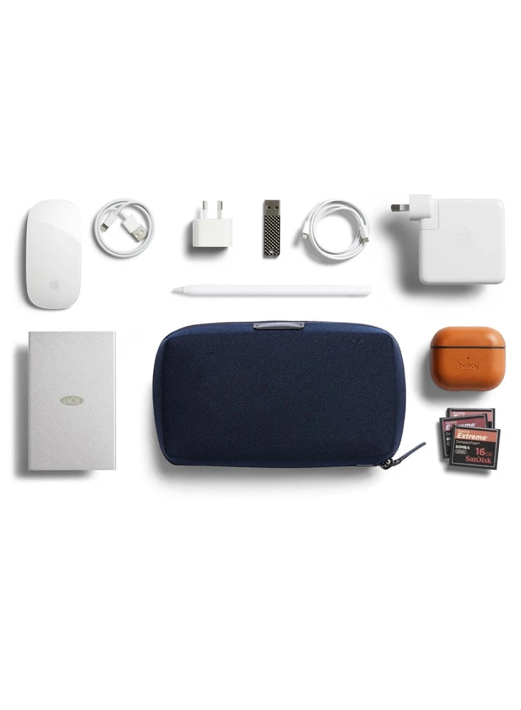 Bellroy Techninis rinkinys – mobiliųjų priedų organizatorius (tamsiai mėlynas)